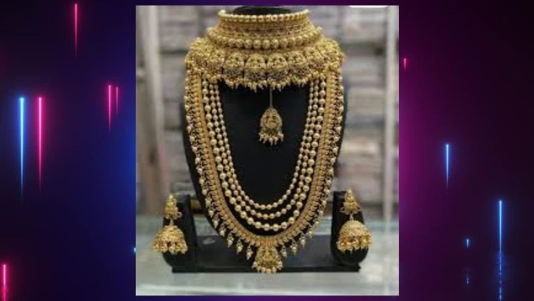 Gold Rate Fall Today: ಚಿನ್ನಾಭರಣ ಪ್ರಿಯರಿಗೆ ಭರ್ಜರಿ ಗುಡ್‌ನ್ಯೂಸ್! ಇಳಿದ ಚಿನ್ನದ ಬೆಲೆ, ಬೆಳ್ಳಿ ದರದಲ್ಲಿ ಬದಲಾವಣೆ ಇಲ್ಲ
